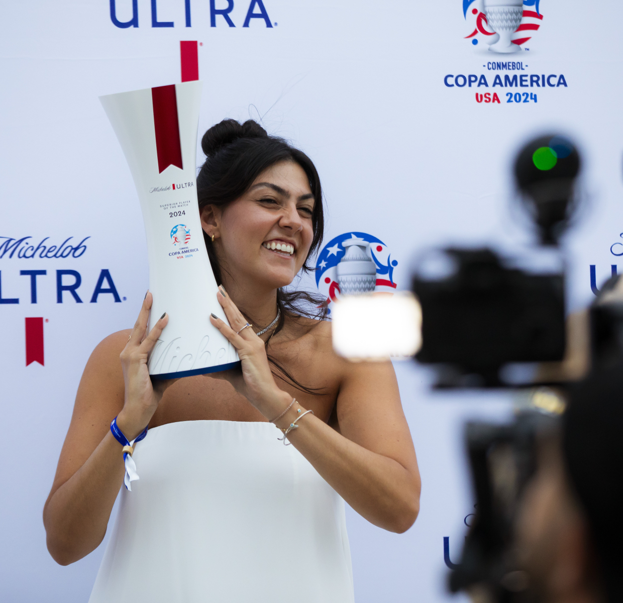 5-Michelob ULTRAXCopa America - WINK