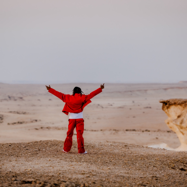 BudX-FWC_Doha_Photo-Ben-Houdijk_Lil-Baby_The-World-is-Yours-to-Tak-desert