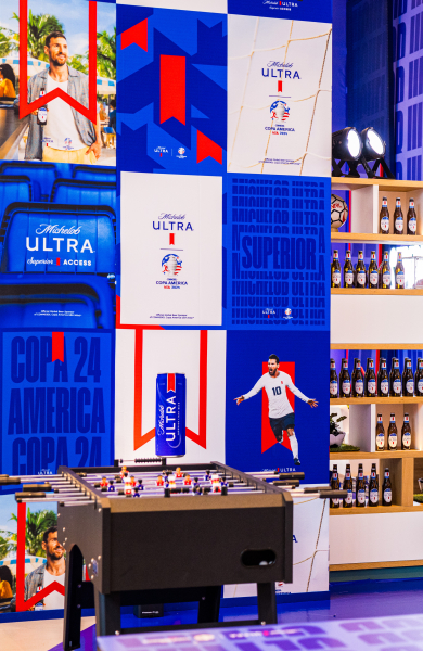 WINKDAM303500_MICHELOB_ULTRA_ARLO_MIAMI24_1095