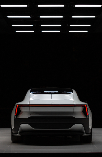 29-POLESTAR_STEDELIJK_OCT2021_495-R